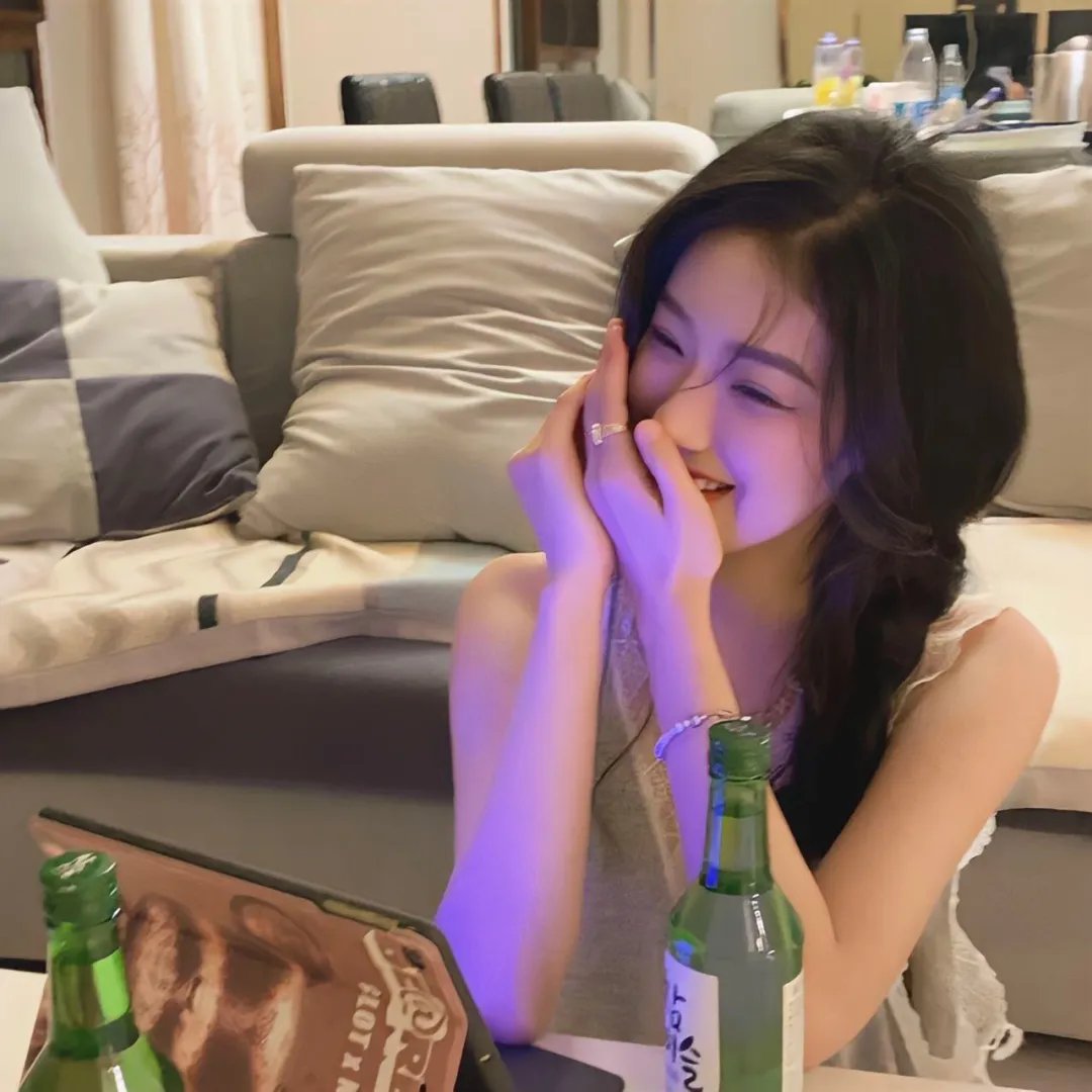 红色地毯黑色梦